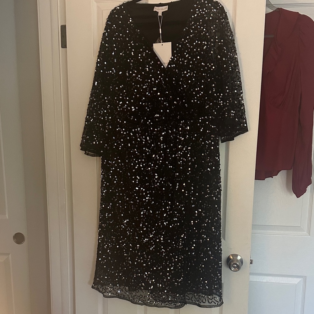 Chic Black Sequin Midi Dress